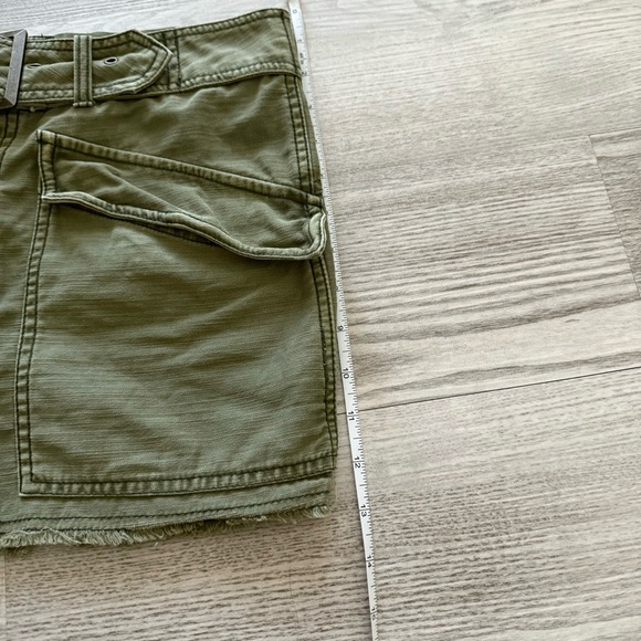 Free People Hanging On Tight Mini Skirt Olive Green Utility Cargo Style Size 2 - Picture 8 of 8